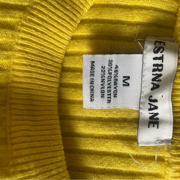 ESTRNA JANE Yellow Sweater - Picture 4 of 4